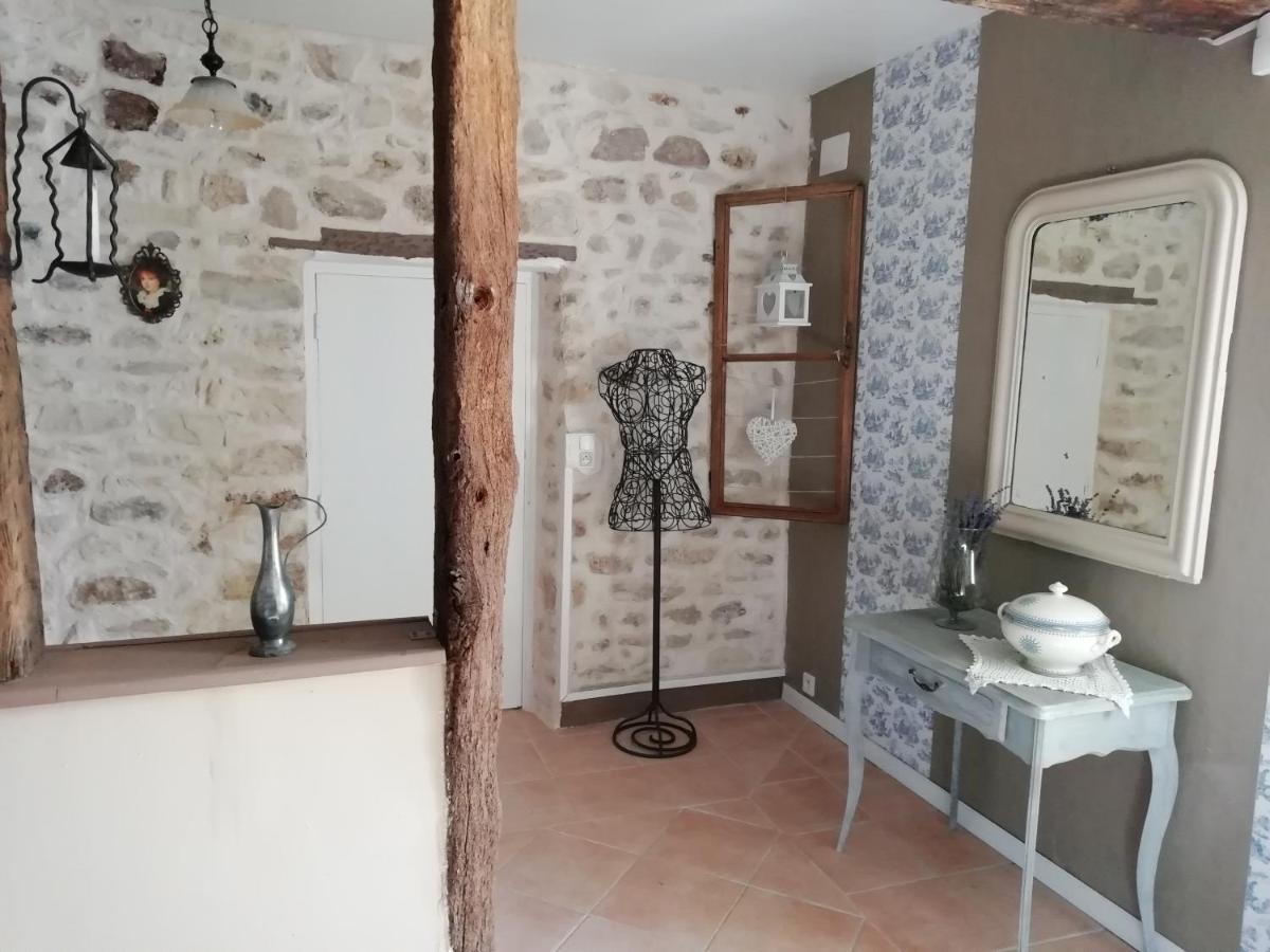 Les Bories En Champagne Villa Montlevon Exterior photo